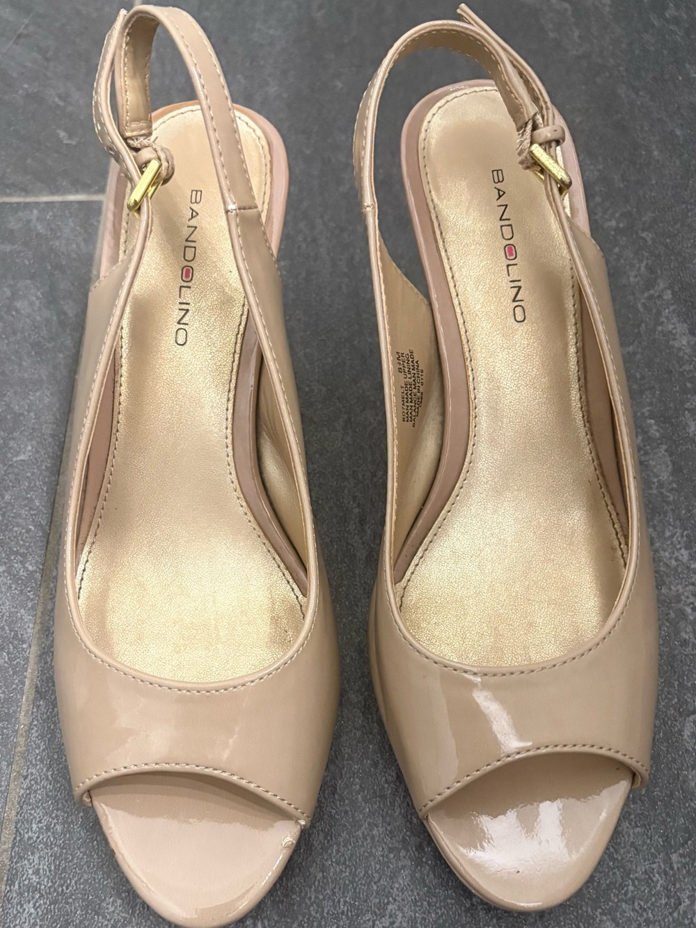 Bandolino Nude Patent Slingback Peep Toe Heels